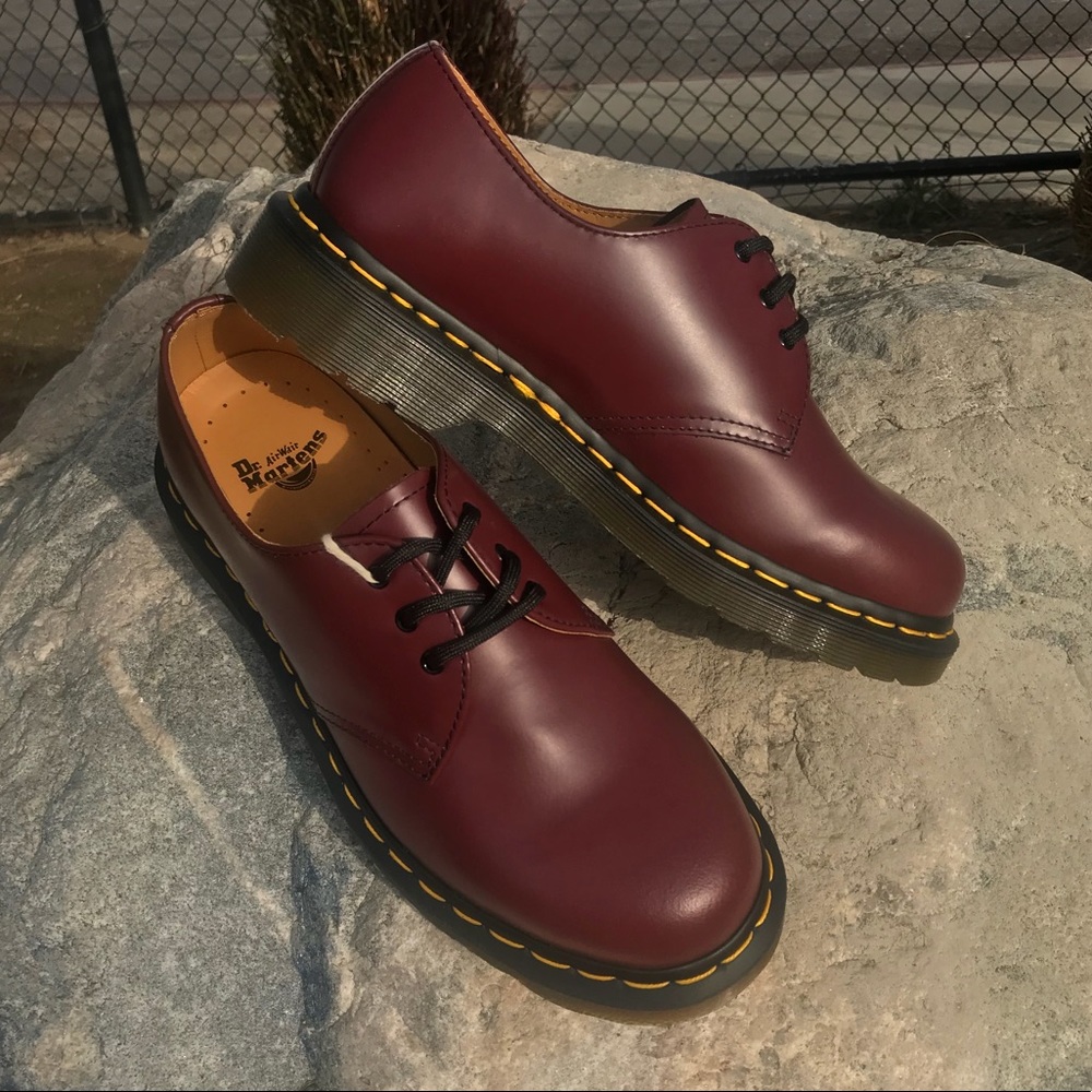 Dr. Martens 1461 cherry red oxford men 7/ women 8